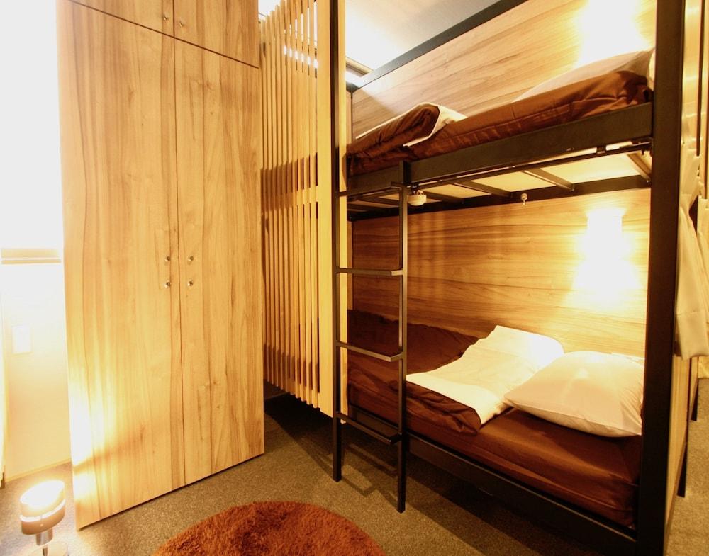 Hotel Qoo *