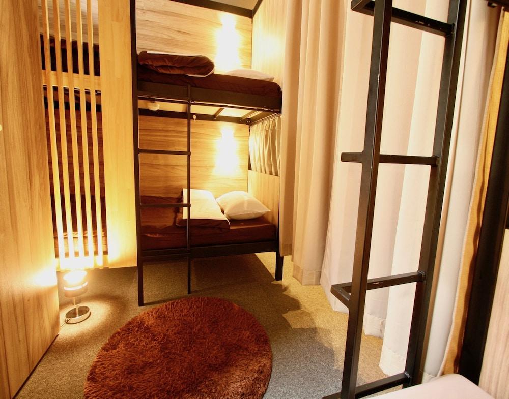 Hotel Qoo *